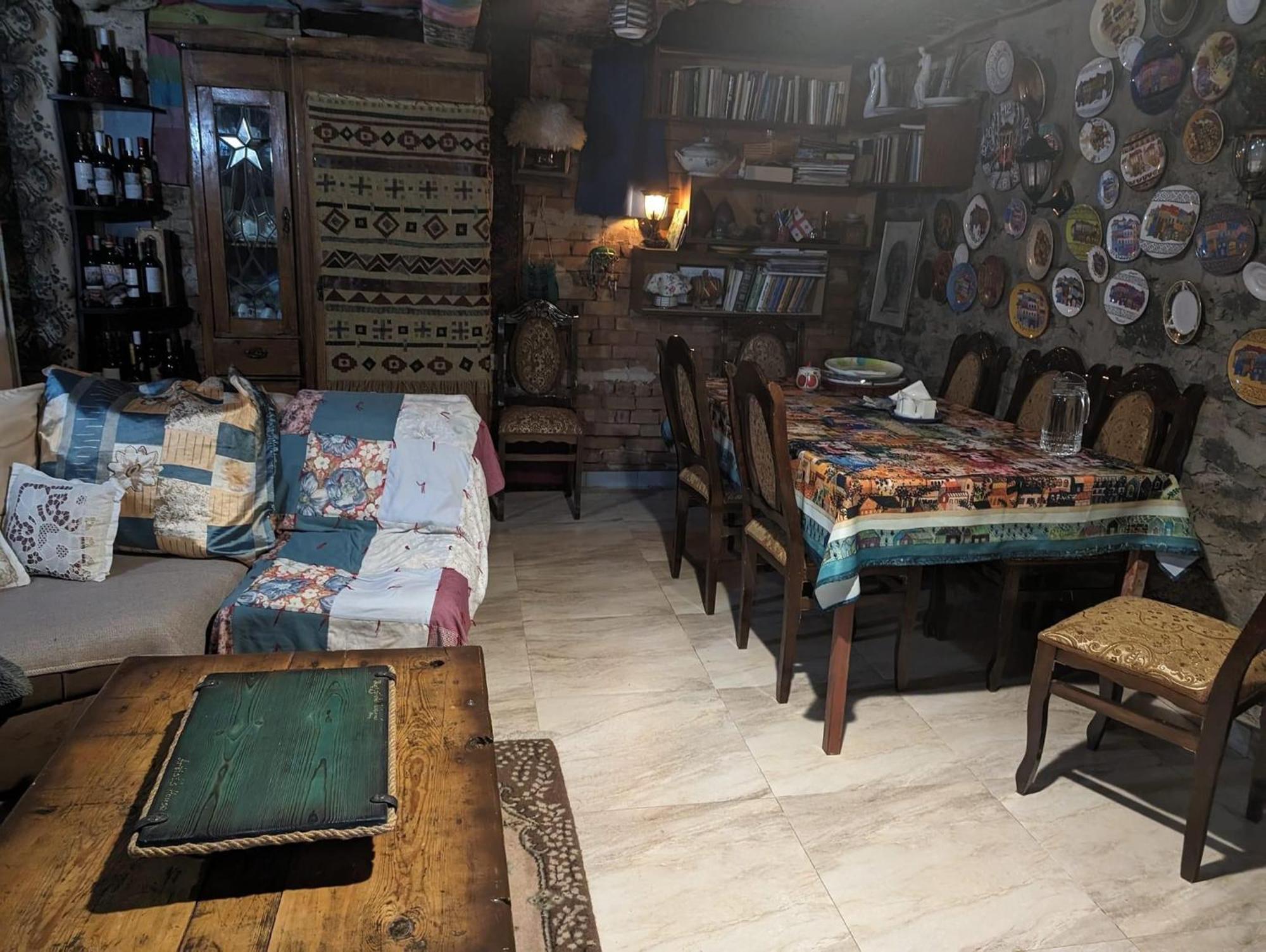 Hotel Artist'S House à Tetritskaro Extérieur photo